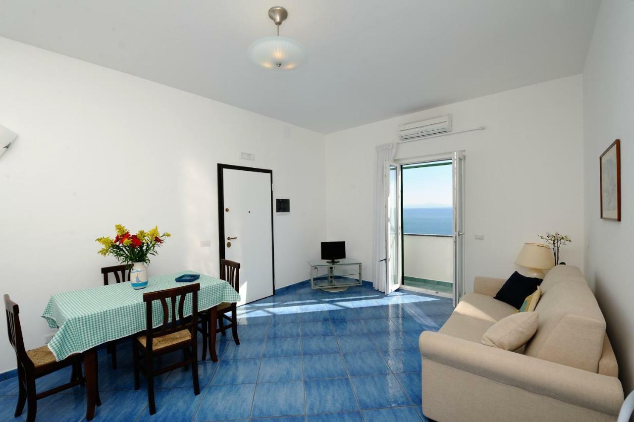 Amalfi Blue Flowers A מראה חיצוני תמונה